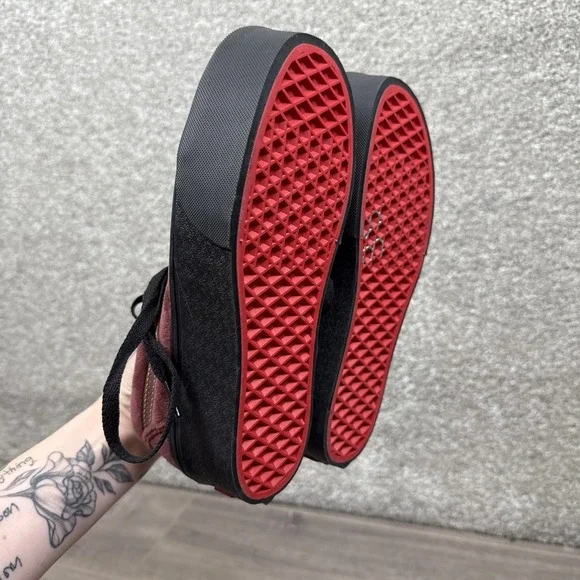 Disney x VANS Old Skool Stackform Shoes Poison Apple Mahogany Women's 6.5 NEW - Picture 6 of 8